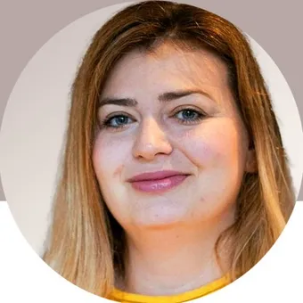 Vlora Schmidt, Porträt.